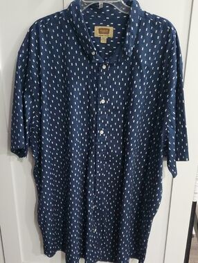 The Foundry Supply Co. Navy Short-Sleeve Button-Down with White Micro Print